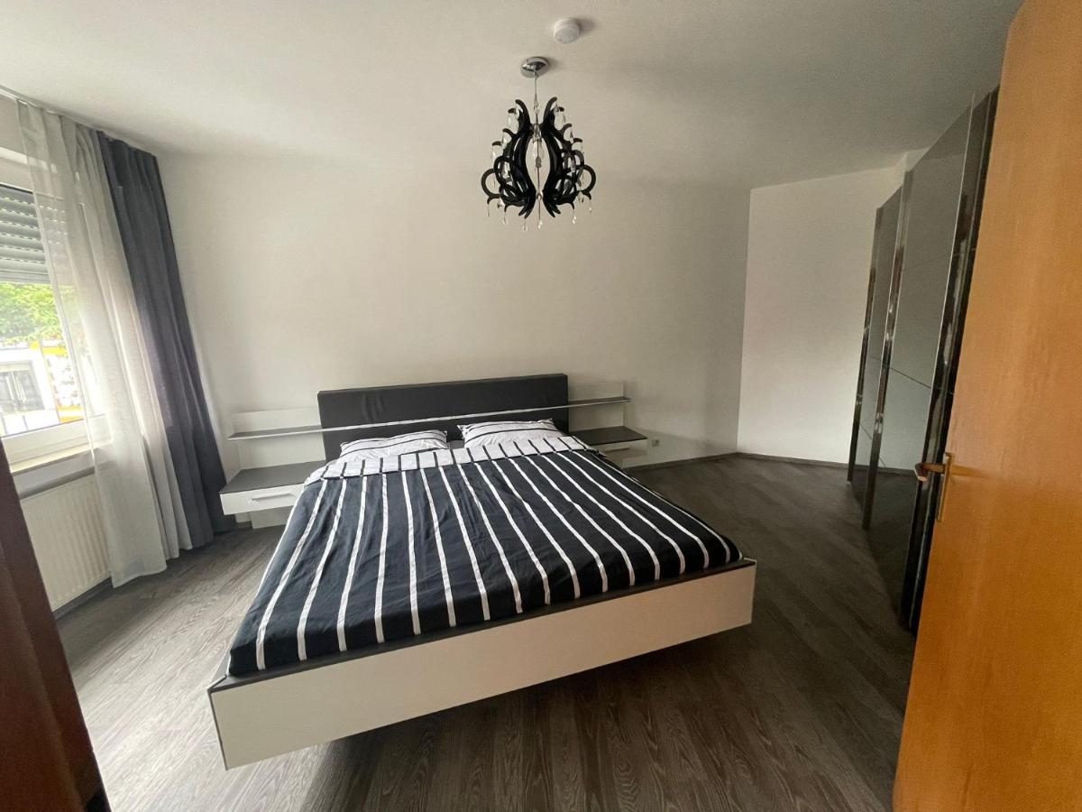 Monteurzimmer/Ferienwohnung Brauckstrasse, Гладбек Екстериор снимка