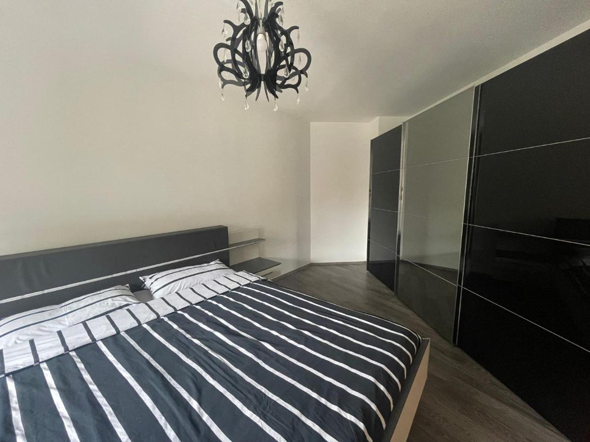 Monteurzimmer/Ferienwohnung Brauckstrasse, Гладбек Екстериор снимка