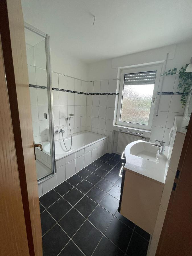 Monteurzimmer/Ferienwohnung Brauckstrasse, Гладбек Екстериор снимка